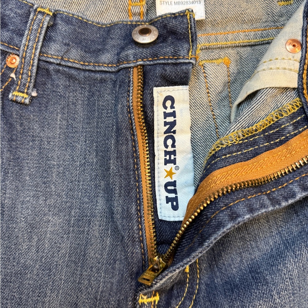 Cinch Men's Straight Blue Jeans - Picture 3 of 9